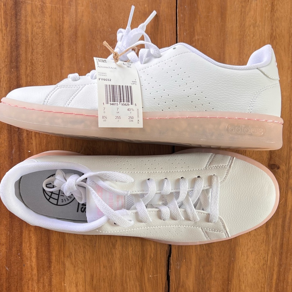 White Leather Women’s Sneakers with Pink Trim